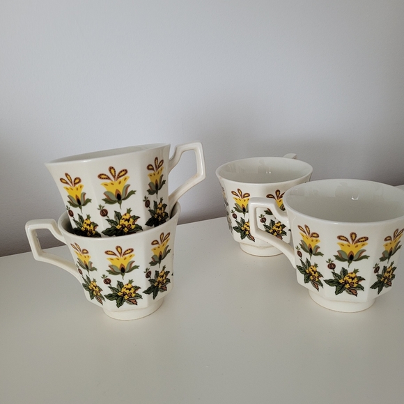 Vintage | mcm 70s floral print mugs - Picture 4 of 6